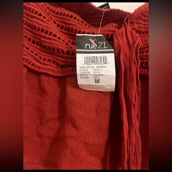 Crochet tie front crop top - Picture 3 of 4